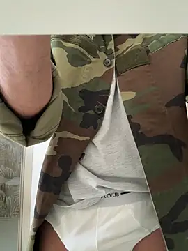 Snapshot of danilo_sngr chatting on November 20, 2025, 10:26 am danilo sngr online show from November 20, 2025, 10:26 am