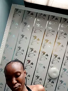 Beverlygurlx6 online show from February 17, 2026, 5:48 am