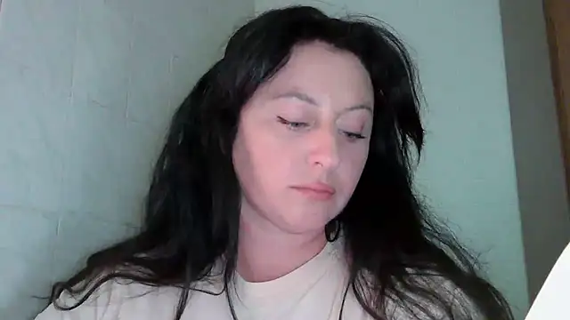 Snapshot of MelinaAx chatting on July 3, 2026, 7:31 pm MelinaAx online show from July 3, 2026, 7:31 pm