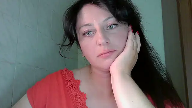 Snapshot of MelinaAx chatting on July 8, 2026, 6:01 pm MelinaAx online show from July 8, 2026, 6:01 pm