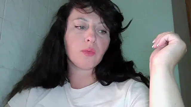 Snapshot of MelinaAx chatting on July 18, 2026, 7:06 pm MelinaAx online show from July 18, 2026, 7:06 pm