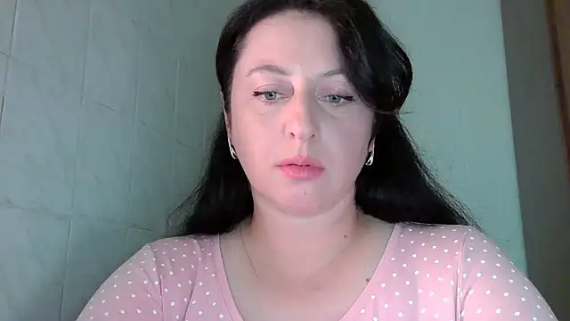 Snapshot of MelinaAx chatting on July 24, 2026, 7:34 pm MelinaAx online show from July 24, 2026, 7:34 pm