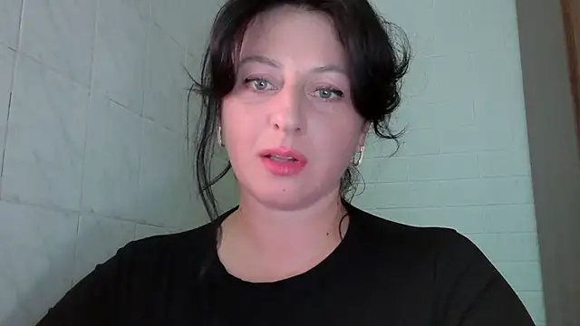 Snapshot of MelinaAx chatting on July 26, 2026, 7:10 pm MelinaAx online show from July 26, 2026, 7:10 pm