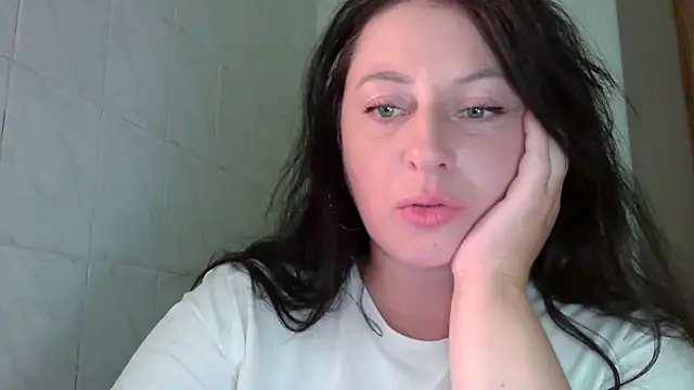 Snapshot of MelinaAx chatting on August 2, 2026, 8:07 pm MelinaAx online show from August 2, 2026, 8:07 pm