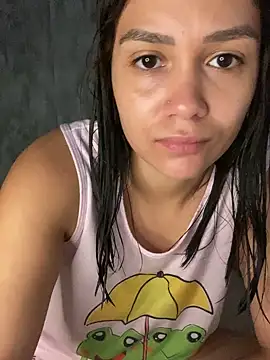 Snapshot of carolsapequinha chatting on December 20, 2025, 10:55 am carolsapequinha online show from December 20, 2025, 10:55 am