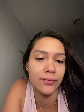 carolsapequinha online show from February 3, 2026, 11:48 am