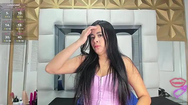 Estefanny lopez19 online show from April 7, 2026, 12:38 pm