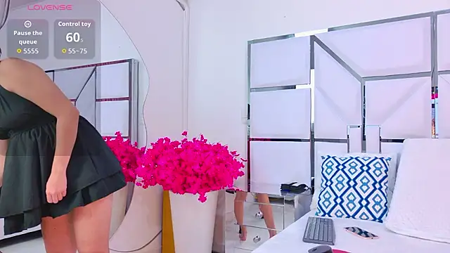 VeronicaSttar online show from January 19, 2026, 11:47 am