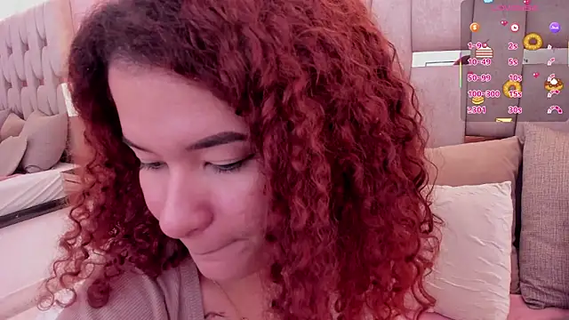 avrilwaynee online show from February 22, 2026, 12:58 pm