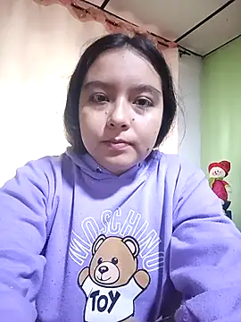 lincy and clio online show from November 30, 2025, 9:19 pm