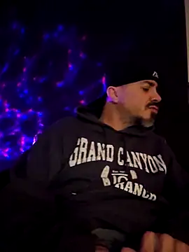 wilburydeznutz online show from November 21, 2025, 8:35 am