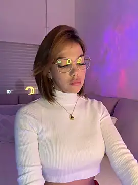 dolceragazza 15 online show from December 20, 2025, 10:39 pm