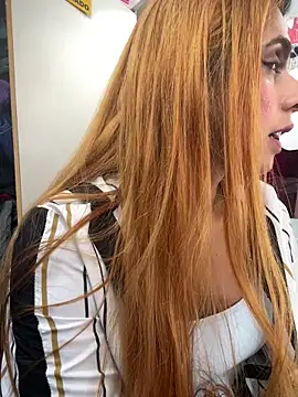 Monahliza online show from April 15, 2026, 4:25 pm