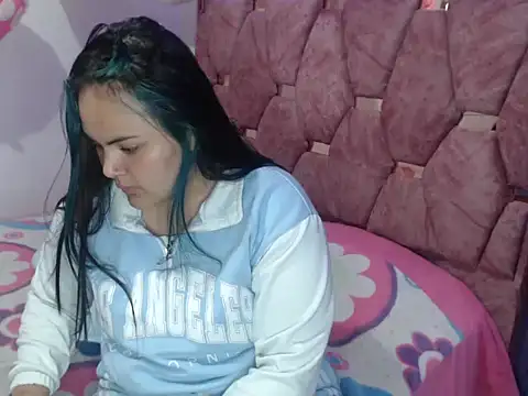 sammy 1211 online show from November 17, 2025, 10:37 pm