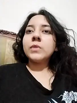 chibi love online show from November 27, 2025, 8:38 am