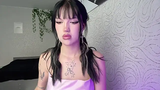 JuliaElse online show from November 27, 2025, 10:17 am