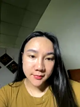 dusi-cute online show from November 13, 2025, 8:41 pm