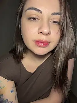 Lovynna online show from May 29, 2026, 9:57 pm