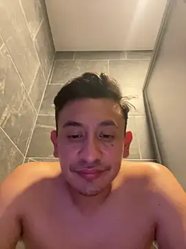 manrrique4567 online show from February 21, 2026, 3:07 am