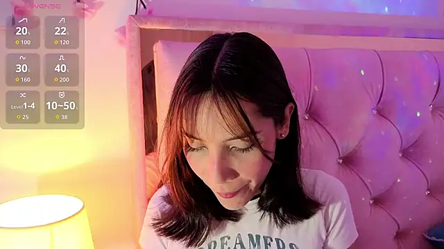 Darapresley777  online show from November 29, 2025, 2:09 pm