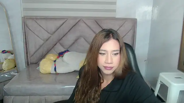 Evy Luxx v online show from November 20, 2025, 4:12 am