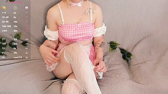 KatherinaTaton online show from November 20, 2025, 7:41 am