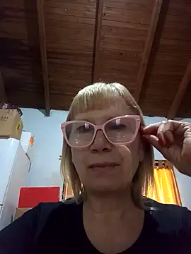 SexyMilf1211 online show from April 4, 2026, 1:30 pm