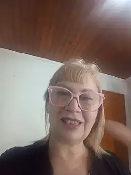 SexyMilf1211 online show from July 29, 2026, 12:03 pm