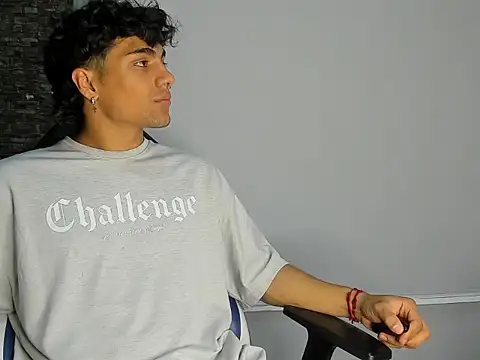 MattFiore online show from January 12, 2026, 7:52 pm