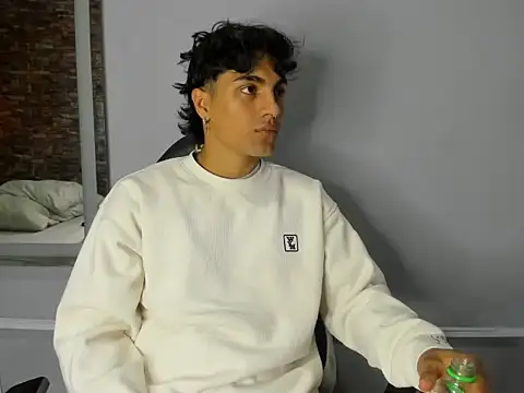 MattFiore online show from January 13, 2026, 6:13 pm