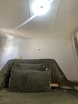 Busty-Sweetheart online show from November 24, 2025, 12:05 pm