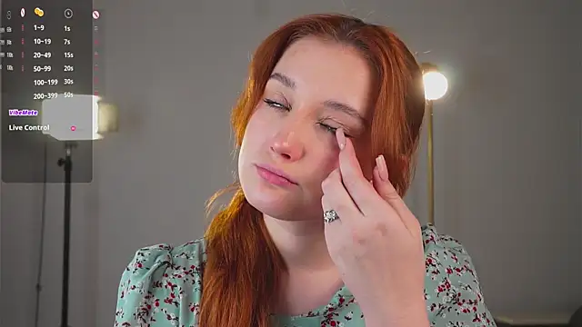 AmelieSeductress online show from December 19, 2025, 1:51 pm