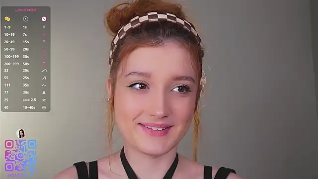 AmelieSeductress online show from January 14, 2026, 2:12 pm