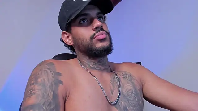 LuigiVitale 1 online show from February 26, 2026, 1:59 am