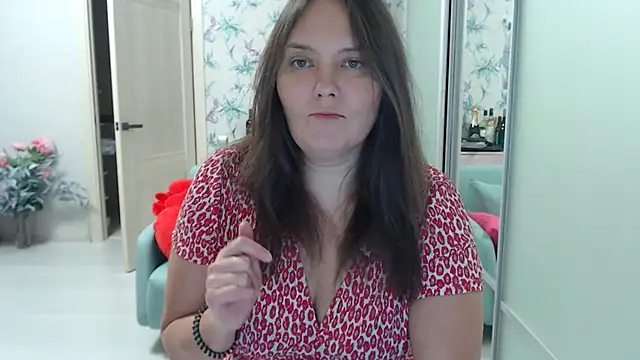 cappuchinno online show from December 1, 2025, 4:45 pm