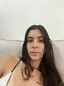 Snapshot of fer-nanda chatting on July 4, 2026, 7:42 pm fer-nanda online show from July 4, 2026, 7:42 pm