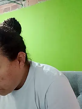 Rouse hot  online show from March 10, 2026, 10:42 am