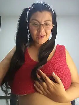 Snapshot of CelesteAlvarez1989 chatting on May 28, 2026, 2:31 am CelesteAlvarez1989 online show from May 28, 2026, 2:31 am