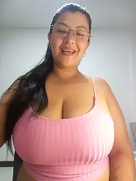 Snapshot of CelesteAlvarez1989 chatting on June 3, 2026, 2:14 am CelesteAlvarez1989 online show from June 3, 2026, 2:14 am