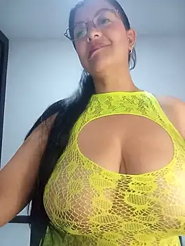 Snapshot of CelesteAlvarez1989 chatting on June 6, 2026, 4:17 am CelesteAlvarez1989 online show from June 6, 2026, 4:17 am