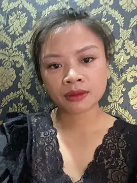 sara-xx online show from November 14, 2025, 3:16 am