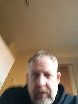 Snapshot of Mikey40wv chatting on February 28, 2026, 4:41 pm Mikey40wv online show from February 28, 2026, 4:41 pm