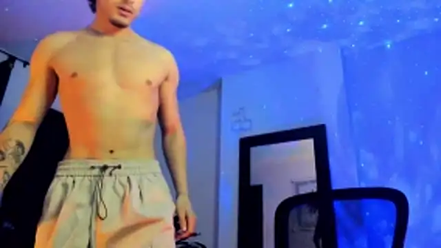 Snapshot of jayce_555 chatting on December 4, 2025, 11:46 pm jayce 555 online show from December 4, 2025, 11:46 pm