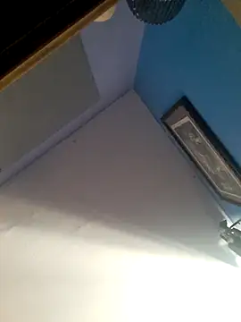 monalily online show from November 24, 2025, 4:40 pm