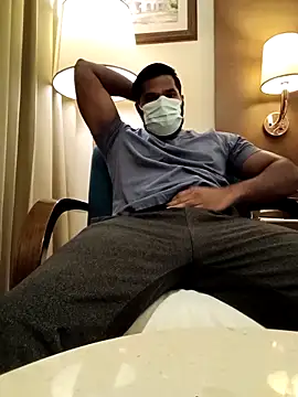 frolicme456 online show from November 26, 2025, 3:02 pm