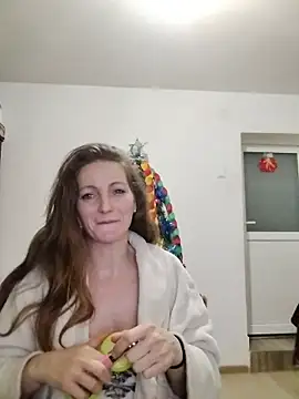 CrazyMaya39 online show from January 8, 2026, 9:17 pm