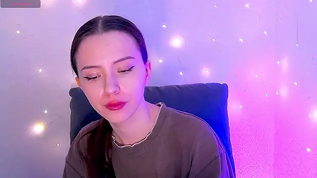 BellaVelure6767 online show from March 21, 2026, 2:16 am