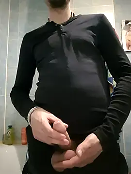 Gregorywhitelegs online show from April 19, 2026, 12:15 pm