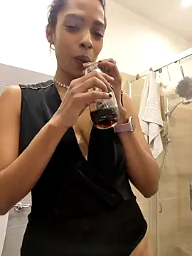 chanell95 online show from December 16, 2025, 8:47 pm