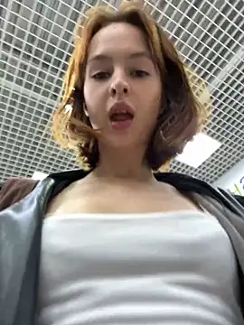 hani obsessed online show from November 19, 2025, 11:43 am